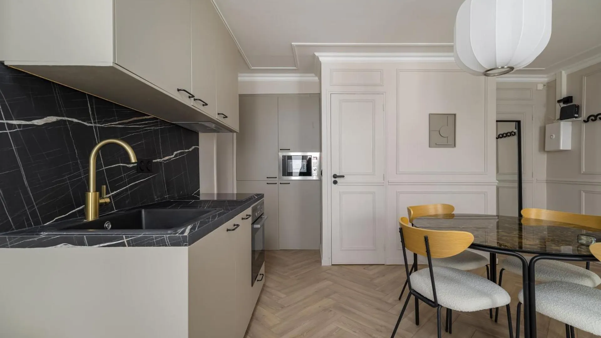 Apartment Poetic - Saint Lazare *